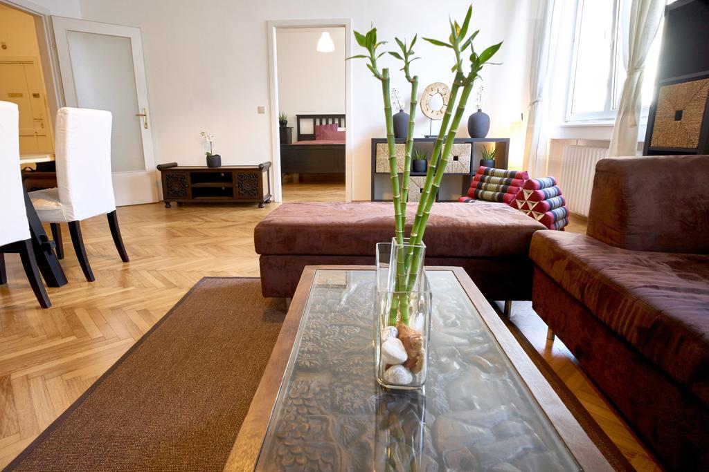 Operastreet City Center Apartment "Bangkok" In Bécs Kültér fotó